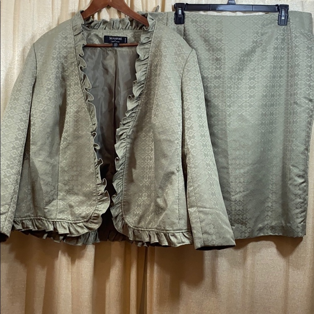 Plus size Skirt Suit